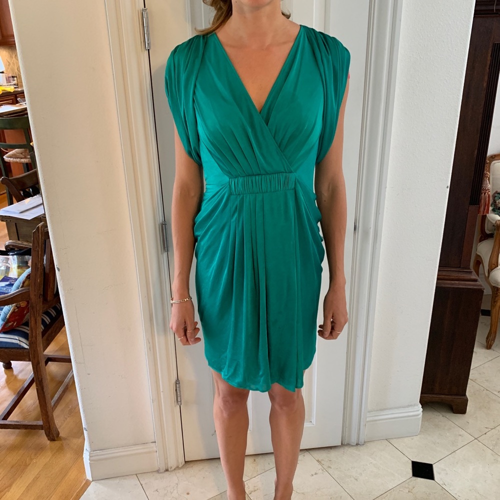 Green BGBG dress